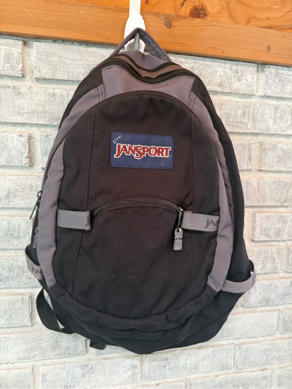 Vintage JanSport Black & Gray Classic Backpack for Men